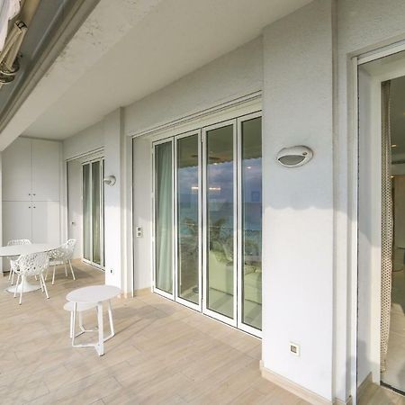 Seafront Modern Apartment Nice Buitenkant foto
