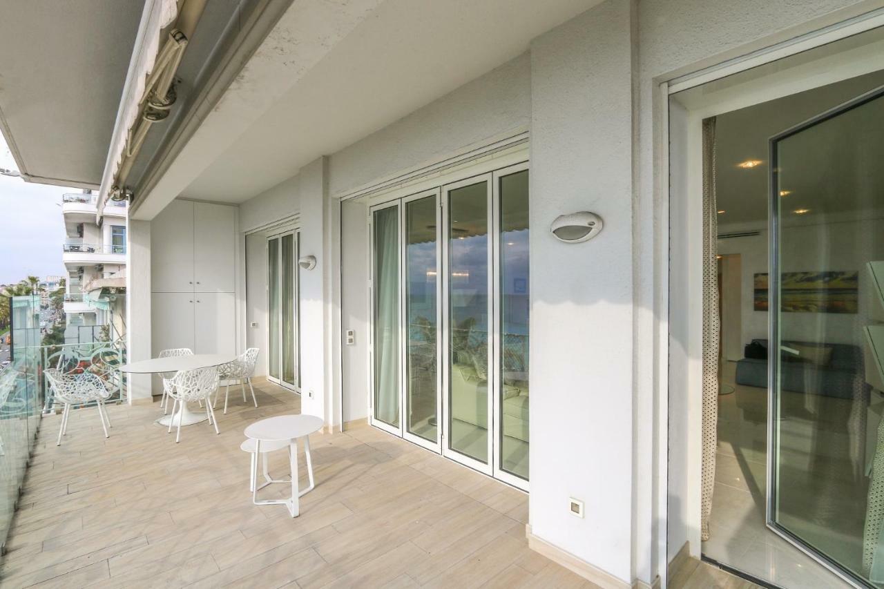 Seafront Modern Apartment Nice Buitenkant foto