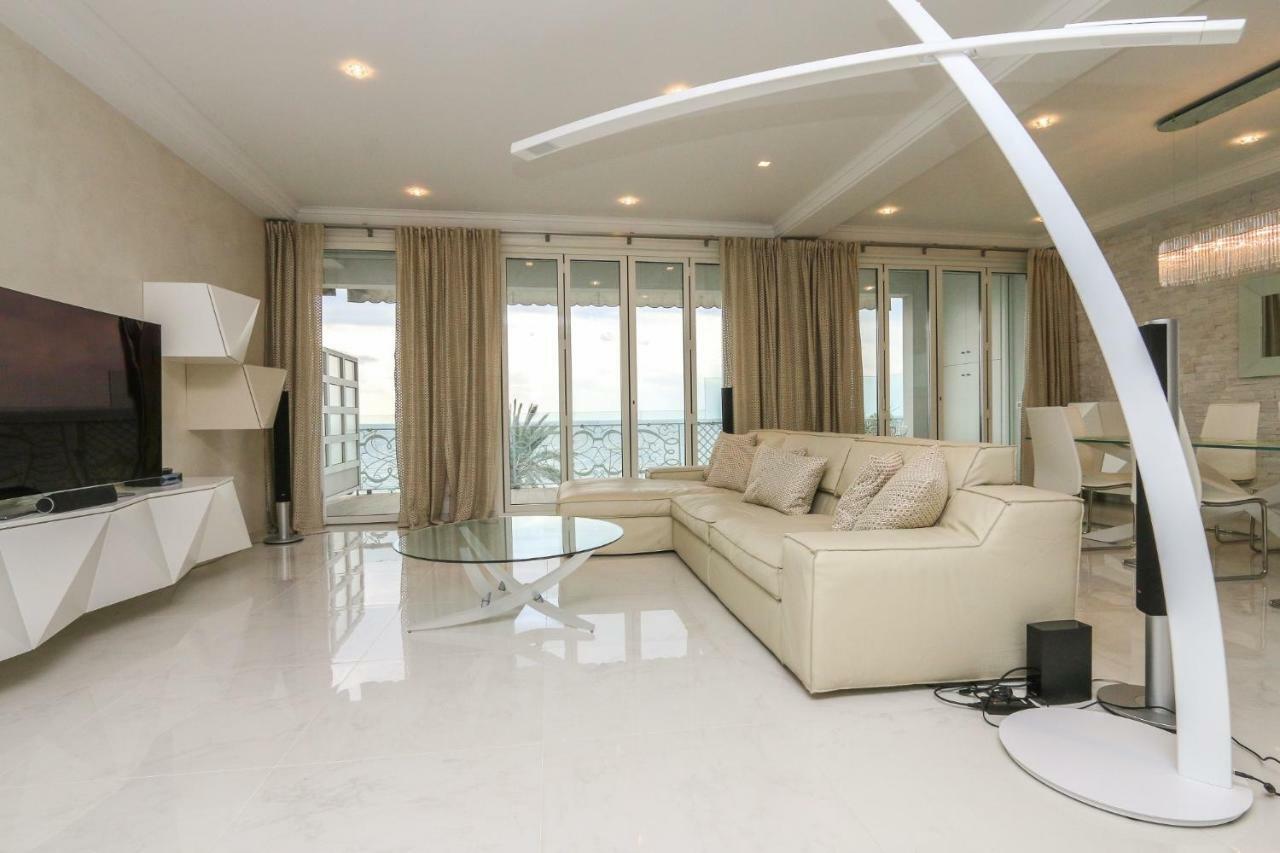 Seafront Modern Apartment Nice Buitenkant foto